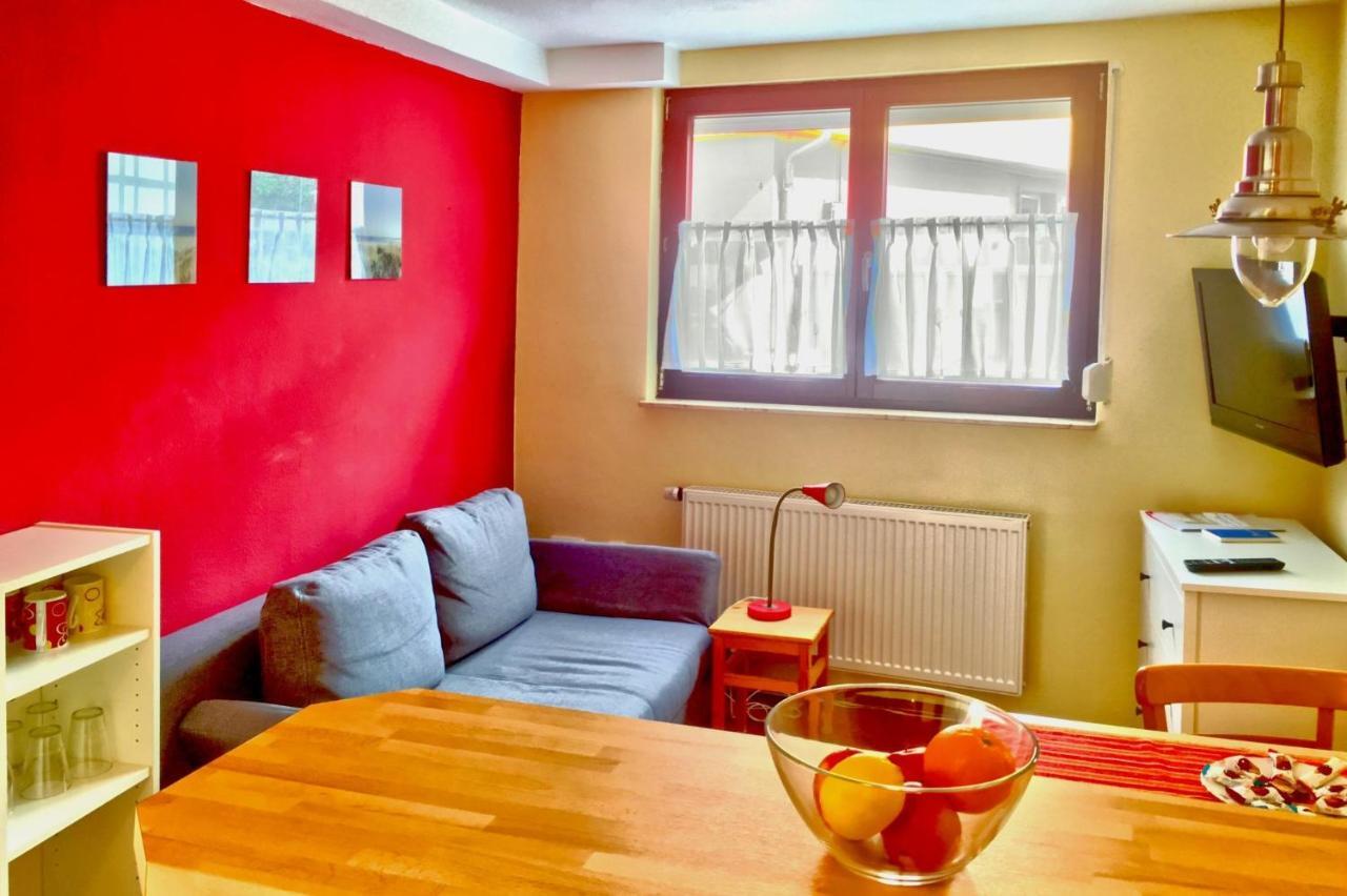 Ferienwohnung Maeder Schaafheim Экстерьер фото